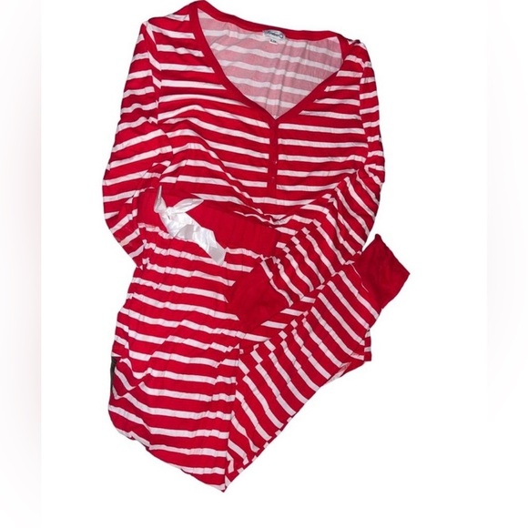 Jordan Long-sleeved Pajamas For women in red with white stripes design Size
S/M - Picture 1 of 13